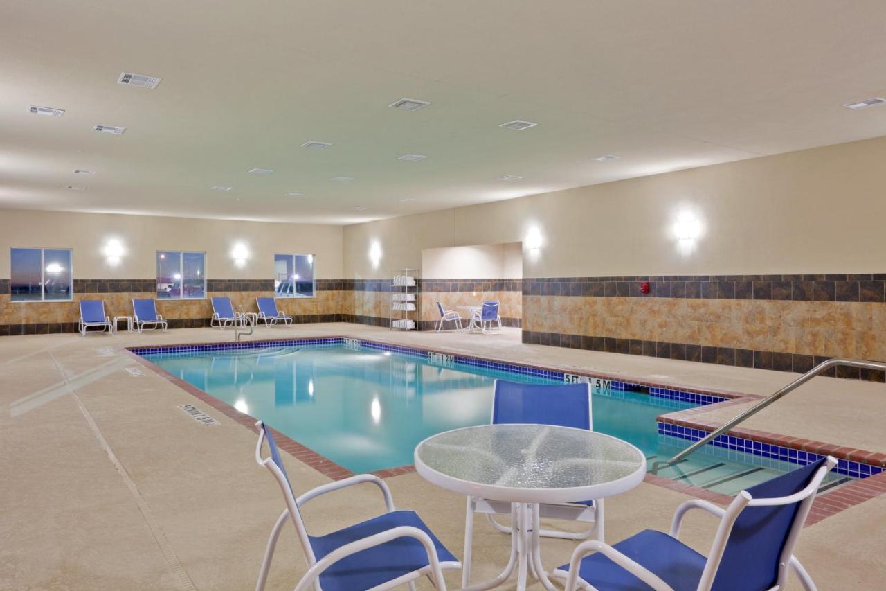 Holiday Inn Express Hotel & Suites Dumas By Ihg Exterior foto